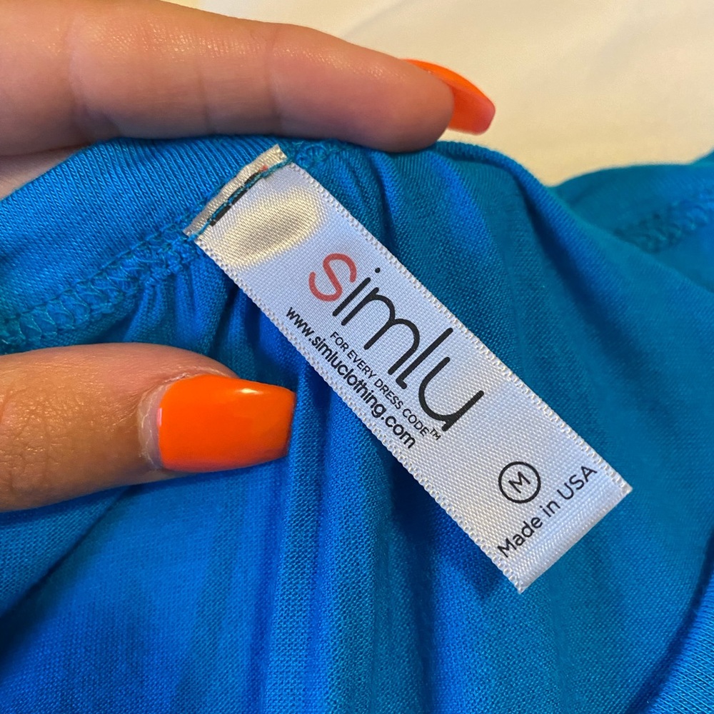 Turquoise Tank - Picture 3 of 3